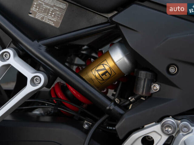 Белый БМВ F 750GS, объемом двигателя 0.85 л и пробегом 14 тыс. км за 10900 $, фото 4 на Automoto.ua