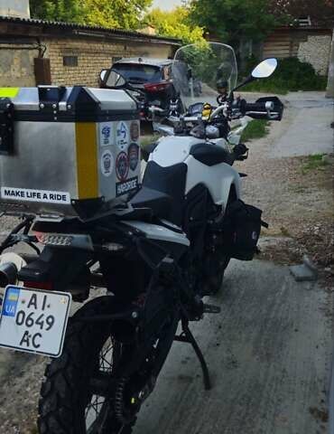 Белый БМВ F 800GS, объемом двигателя 0 л и пробегом 64 тыс. км за 8200 $, фото 5 на Automoto.ua