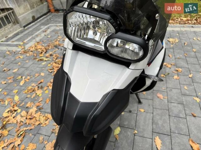 Белый БМВ F 800GS, объемом двигателя 0.8 л и пробегом 82 тыс. км за 8000 $, фото 12 на Automoto.ua