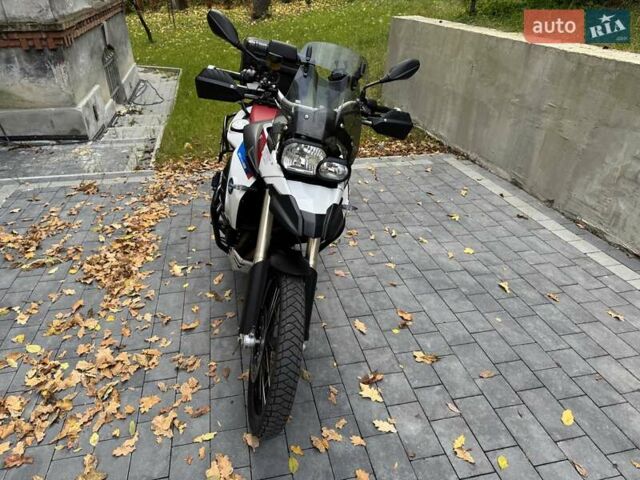 Белый БМВ F 800GS, объемом двигателя 0.8 л и пробегом 82 тыс. км за 8000 $, фото 1 на Automoto.ua