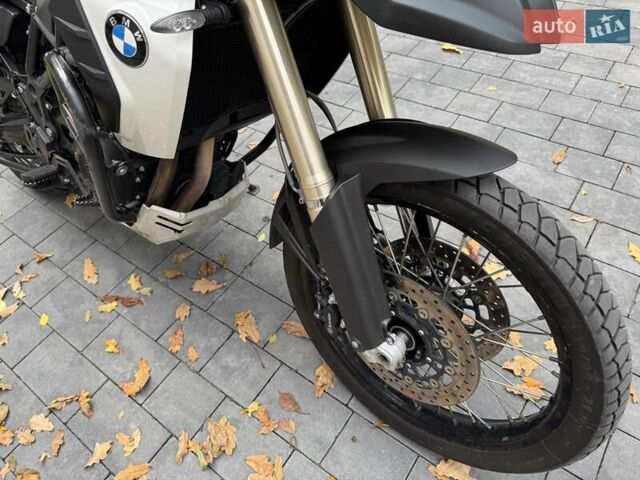 Белый БМВ F 800GS, объемом двигателя 0.8 л и пробегом 82 тыс. км за 8000 $, фото 13 на Automoto.ua