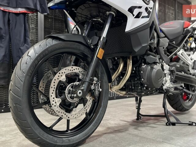 купить новое авто БМВ F 800GS 2025 года от официального дилера АВТ Бавария Киев Вацлава Гавела БМВ фото