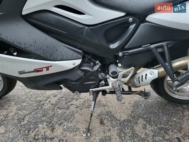 Білий БМВ F 800GT, об'ємом двигуна 0 л та пробігом 45 тис. км за 6000 $, фото 15 на Automoto.ua