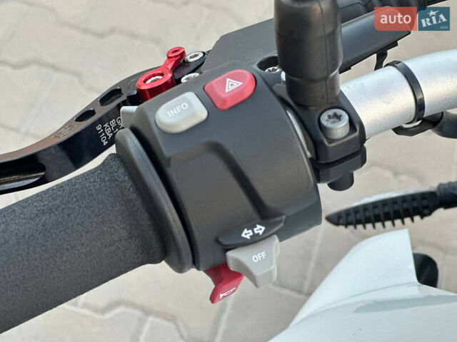 БМВ F 800R, объемом двигателя 0.8 л и пробегом 80 тыс. км за 7500 $, фото 3 на Automoto.ua