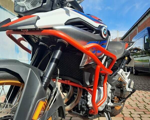 БМВ F 850GS 2019 в Ужгороде на Automoto.ua Белый БМВ F 850GS, объемом двигателя 0.85 л и пробегом 5 тыс. км за 13400 $, фото 1 на Automoto.ua