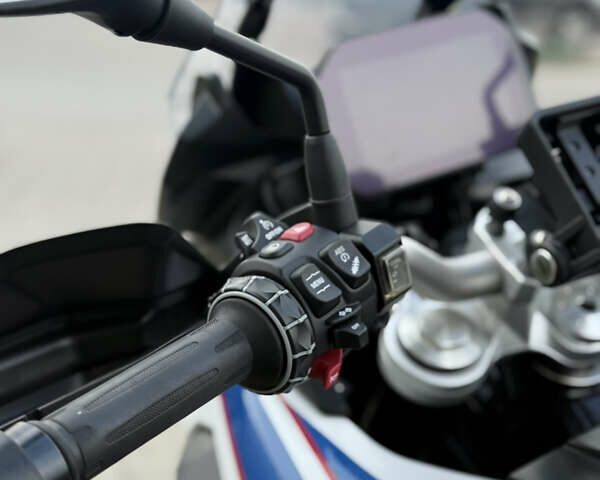 БМВ F 850GS, объемом двигателя 0 л и пробегом 11 тыс. км за 13500 $, фото 11 на Automoto.ua