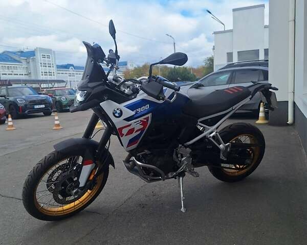 Синий БМВ F 900 GS, объемом двигателя 0.9 л и пробегом 2 тыс. км за 16630 $, фото 2 на Automoto.ua