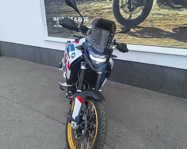 Синий БМВ F 900 GS, объемом двигателя 0.9 л и пробегом 2 тыс. км за 16630 $, фото 3 на Automoto.ua