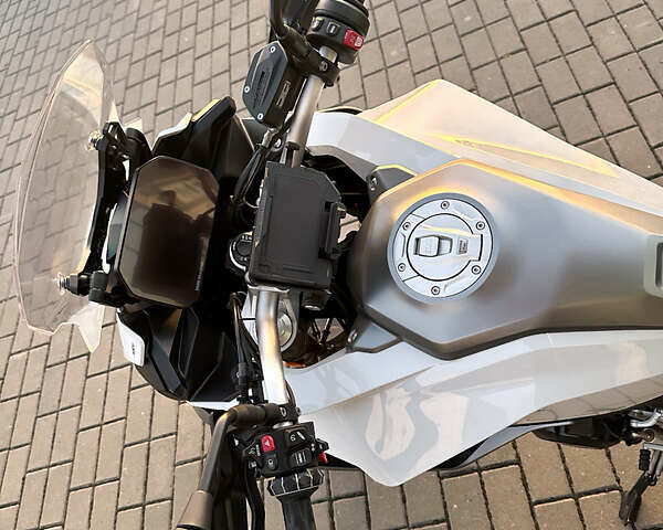 БМВ F 900 XR 2021 в Львове на Automoto.ua БМВ F 900 XR, объемом двигателя 0.9 л и пробегом 40 тыс. км за 13000 $, фото 6 на Automoto.ua