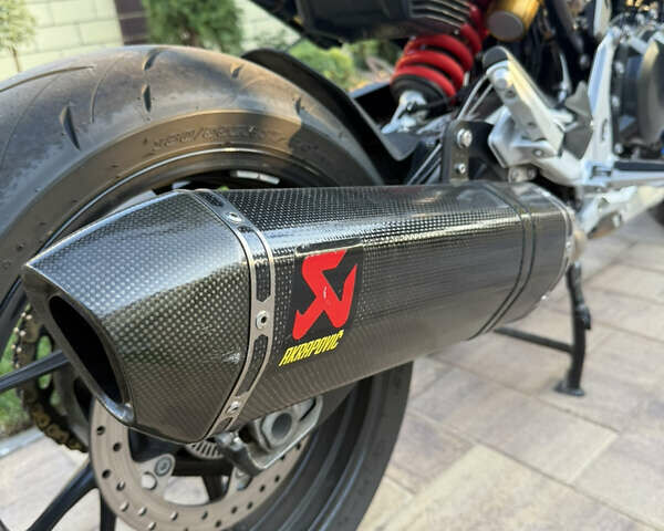 Белый БМВ F 900R, объемом двигателя 0.9 л и пробегом 3 тыс. км за 12000 $, фото 13 на Automoto.ua