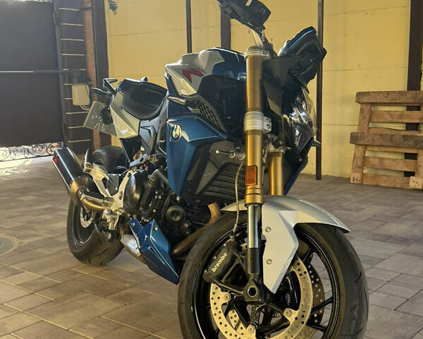 Белый БМВ F 900R, объемом двигателя 0.9 л и пробегом 3 тыс. км за 12000 $, фото 3 на Automoto.ua