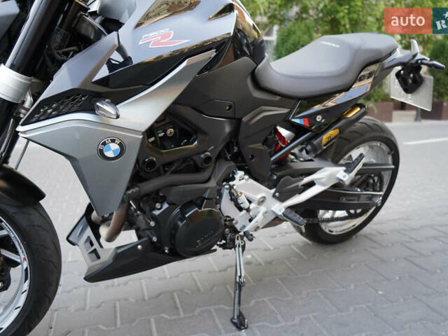 Черный БМВ F 900R, объемом двигателя 0.9 л и пробегом 16 тыс. км за 13999 $, фото 5 на Automoto.ua