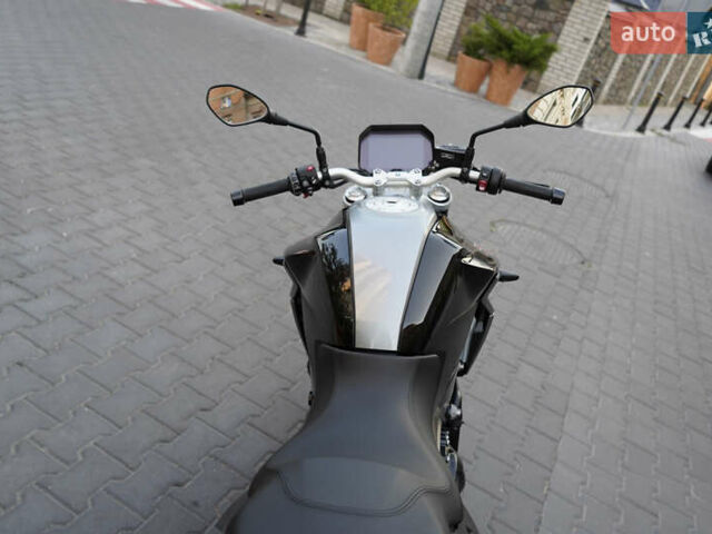Черный БМВ F 900R, объемом двигателя 0.9 л и пробегом 16 тыс. км за 13999 $, фото 10 на Automoto.ua