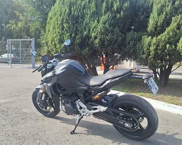 Черный БМВ F 900R, объемом двигателя 0 л и пробегом 1 тыс. км за 12876 $, фото 1 на Automoto.ua