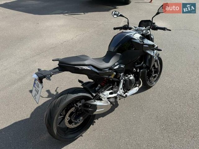 Черный БМВ F 900R, объемом двигателя 0 л и пробегом 1 тыс. км за 12500 $, фото 3 на Automoto.ua
