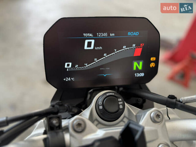 БМВ F 900R, объемом двигателя 0.9 л и пробегом 12 тыс. км за 4300 $, фото 5 на Automoto.ua