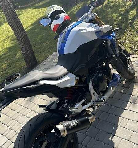 БМВ F 900R, объемом двигателя 0 л и пробегом 7 тыс. км за 12000 $, фото 1 на Automoto.ua