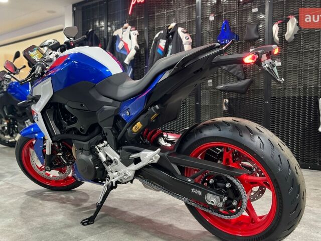 купить новое авто БМВ F 900R 2025 года от официального дилера АВТ Баварія Київ БМВ фото