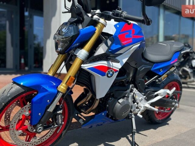 БМВ F 900R, объемом двигателя 0 л и пробегом 0 тыс. км за 15385 $, фото 1 на Automoto.ua