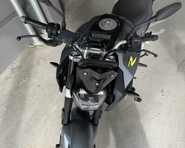 Серый БМВ F 900R, объемом двигателя 0.9 л и пробегом 11 тыс. км за 12200 $, фото 3 на Automoto.ua