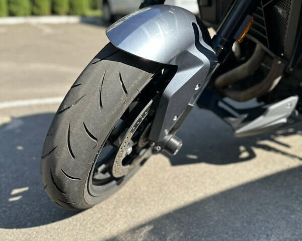 Серый БМВ F 900R, объемом двигателя 0.9 л и пробегом 12 тыс. км за 13499 $, фото 8 на Automoto.ua