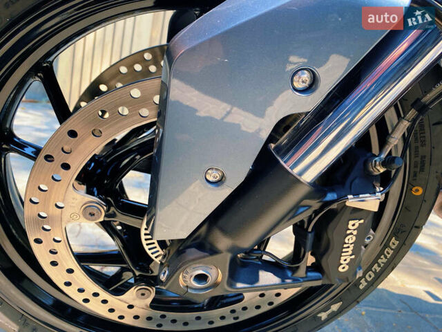 Серый БМВ F 900R, объемом двигателя 0.9 л и пробегом 10 тыс. км за 12000 $, фото 8 на Automoto.ua
