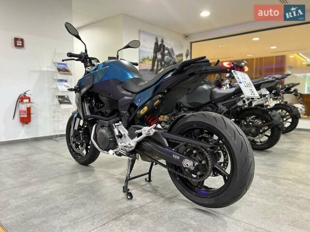 Синий БМВ F 900R, объемом двигателя 0 л и пробегом 3 тыс. км за 13593 $, фото 4 на Automoto.ua
