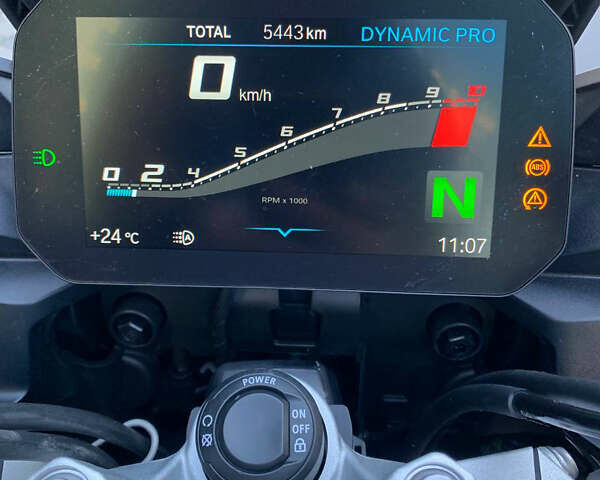 БМВ F 900XR, объемом двигателя 0.9 л и пробегом 5 тыс. км за 4900 $, фото 3 на Automoto.ua