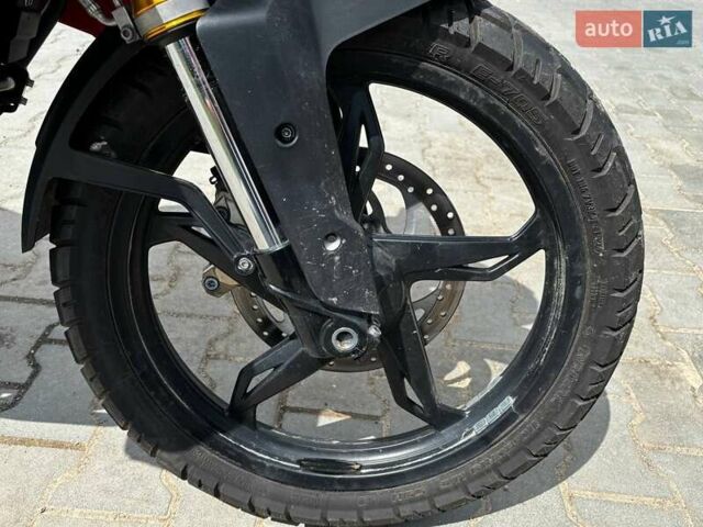 Красный БМВ G 310GS, объемом двигателя 0.31 л и пробегом 20 тыс. км за 4500 $, фото 1 на Automoto.ua