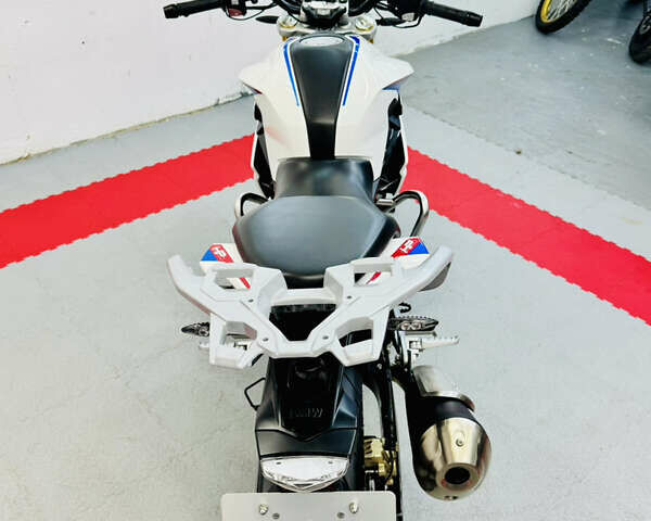Белый БМВ G 310R, объемом двигателя 0.31 л и пробегом 20 тыс. км за 4500 $, фото 7 на Automoto.ua