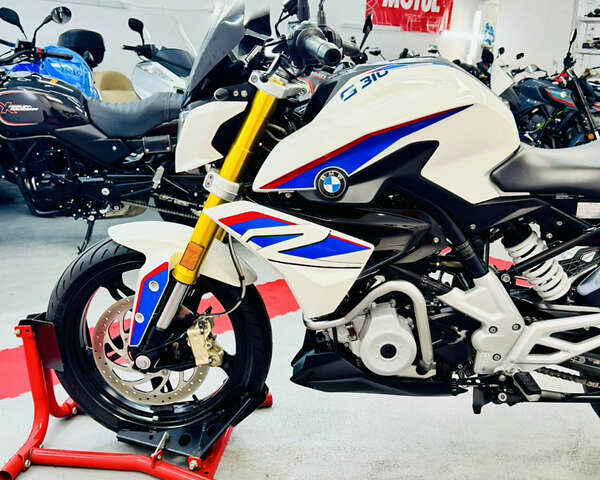 Белый БМВ G 310R, объемом двигателя 0.31 л и пробегом 20 тыс. км за 4500 $, фото 22 на Automoto.ua