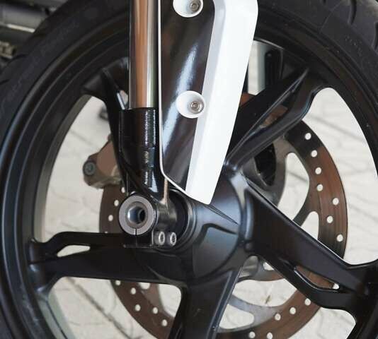 Черный БМВ G 310R, объемом двигателя 0.31 л и пробегом 8 тыс. км за 3950 $, фото 4 на Automoto.ua