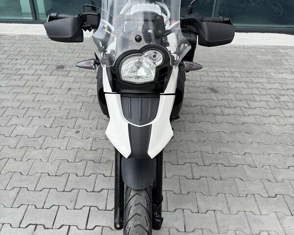Білий БМВ G 650GS, об'ємом двигуна 0.65 л та пробігом 35 тис. км за 4999 $, фото 1 на Automoto.ua