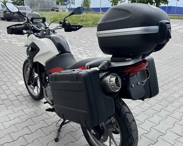 Білий БМВ G 650GS, об'ємом двигуна 0.65 л та пробігом 35 тис. км за 4999 $, фото 6 на Automoto.ua
