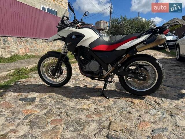 Белый БМВ G 650GS, объемом двигателя 0.65 л и пробегом 6 тыс. км за 7000 $, фото 12 на Automoto.ua