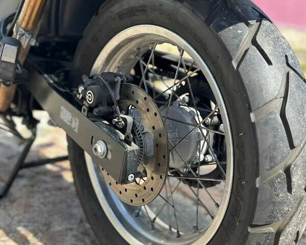 Белый БМВ G 650GS, объемом двигателя 0.65 л и пробегом 6 тыс. км за 7000 $, фото 6 на Automoto.ua