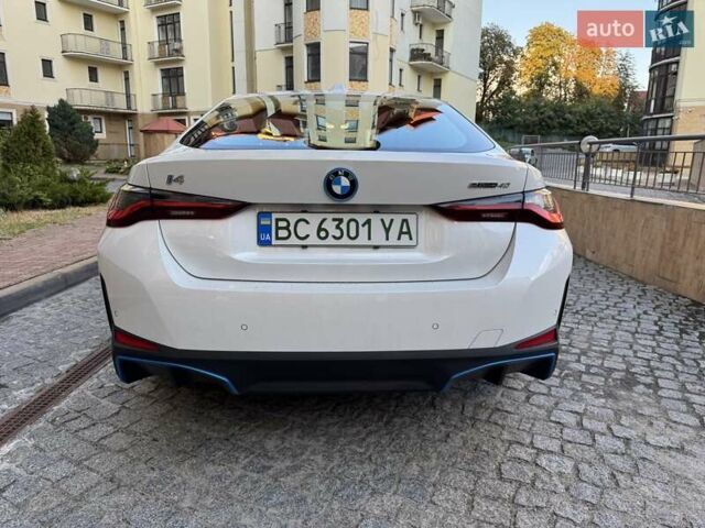 Белый БМВ i4, объемом двигателя 0 л и пробегом 49 тыс. км за 34000 $, фото 8 на Automoto.ua