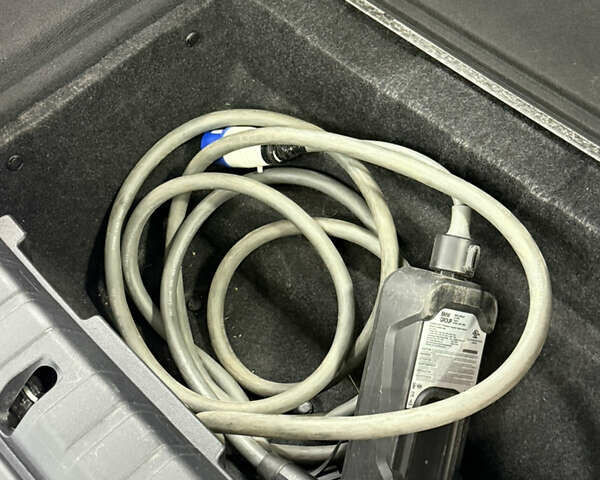 Белый БМВ i4, объемом двигателя 0 л и пробегом 50 тыс. км за 33000 $, фото 19 на Automoto.ua