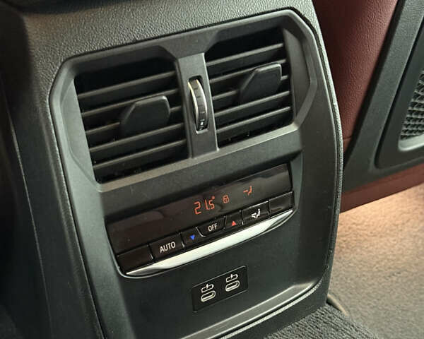 Белый БМВ i4, объемом двигателя 0 л и пробегом 50 тыс. км за 33000 $, фото 13 на Automoto.ua