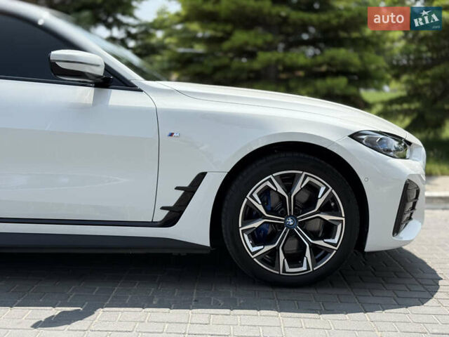 Белый БМВ i4, объемом двигателя 0 л и пробегом 3 тыс. км за 37500 $, фото 27 на Automoto.ua