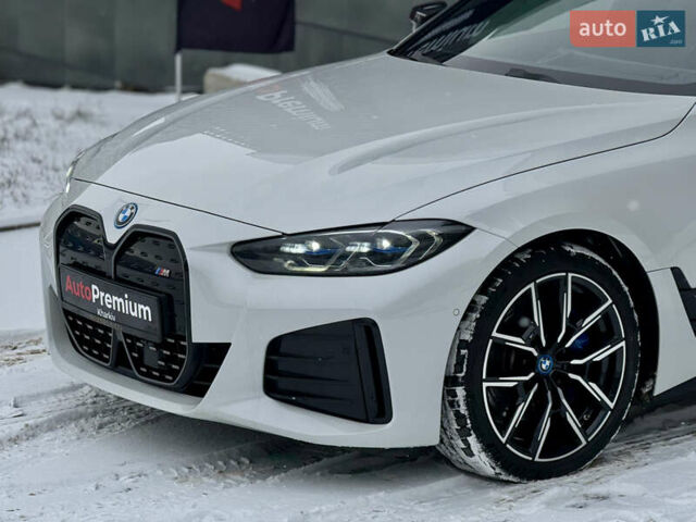 Белый БМВ i4, объемом двигателя 0 л и пробегом 79 тыс. км за 37000 $, фото 9 на Automoto.ua