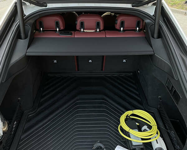 Белый БМВ i4, объемом двигателя 0 л и пробегом 31 тыс. км за 30100 $, фото 34 на Automoto.ua