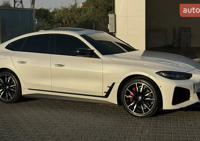 Білий БМВ i4, об'ємом двигуна 0 л та пробігом 19 тис. км за 43500 $, фото 1 на Automoto.ua