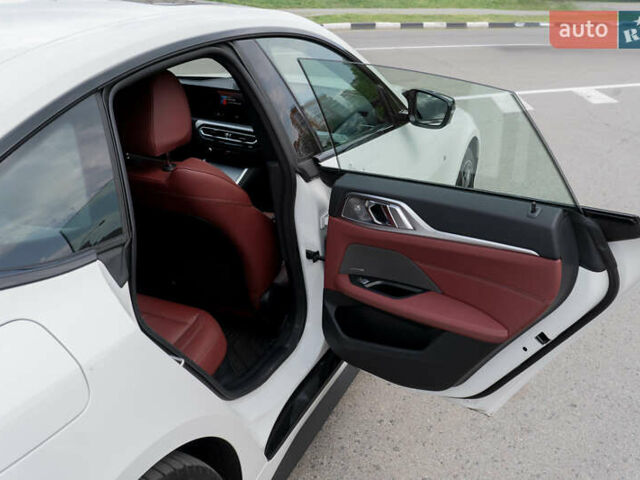 Білий БМВ i4, об'ємом двигуна 0 л та пробігом 23 тис. км за 48100 $, фото 26 на Automoto.ua