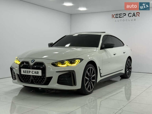 Белый БМВ i4, объемом двигателя 0 л и пробегом 50 тыс. км за 33000 $, фото 3 на Automoto.ua