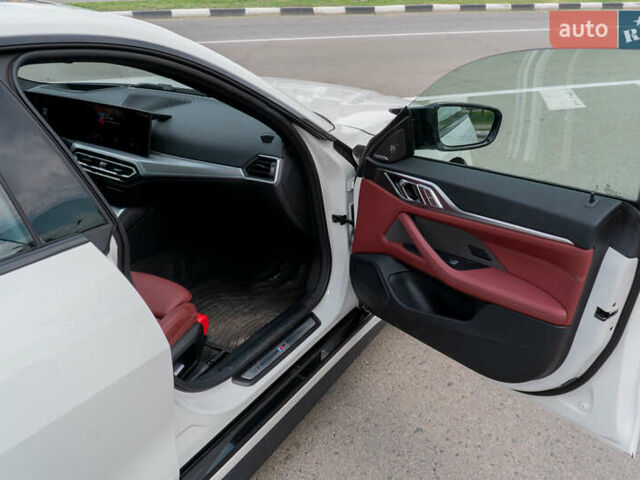 Білий БМВ i4, об'ємом двигуна 0 л та пробігом 23 тис. км за 48100 $, фото 19 на Automoto.ua