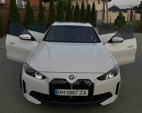 Белый БМВ i4, объемом двигателя 0 л и пробегом 31 тыс. км за 30100 $, фото 29 на Automoto.ua