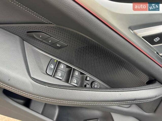 Белый БМВ i4, объемом двигателя 0 л и пробегом 20 тыс. км за 36999 $, фото 18 на Automoto.ua