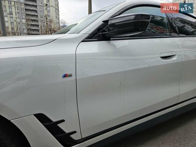 Белый БМВ i4, объемом двигателя 0 л и пробегом 79 тыс. км за 47000 $, фото 9 на Automoto.ua