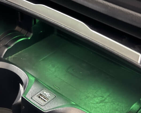 Белый БМВ i4, объемом двигателя 0 л и пробегом 50 тыс. км за 33000 $, фото 22 на Automoto.ua